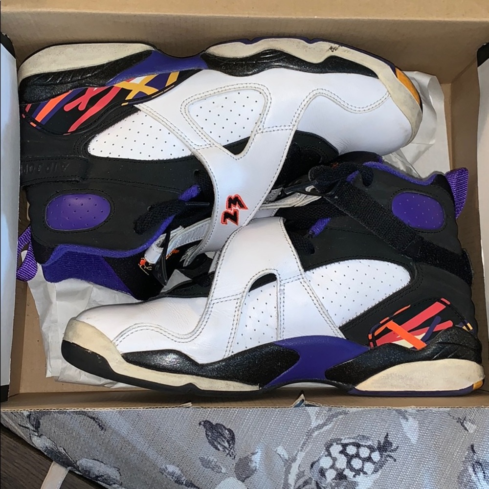 Air Jordan 8s